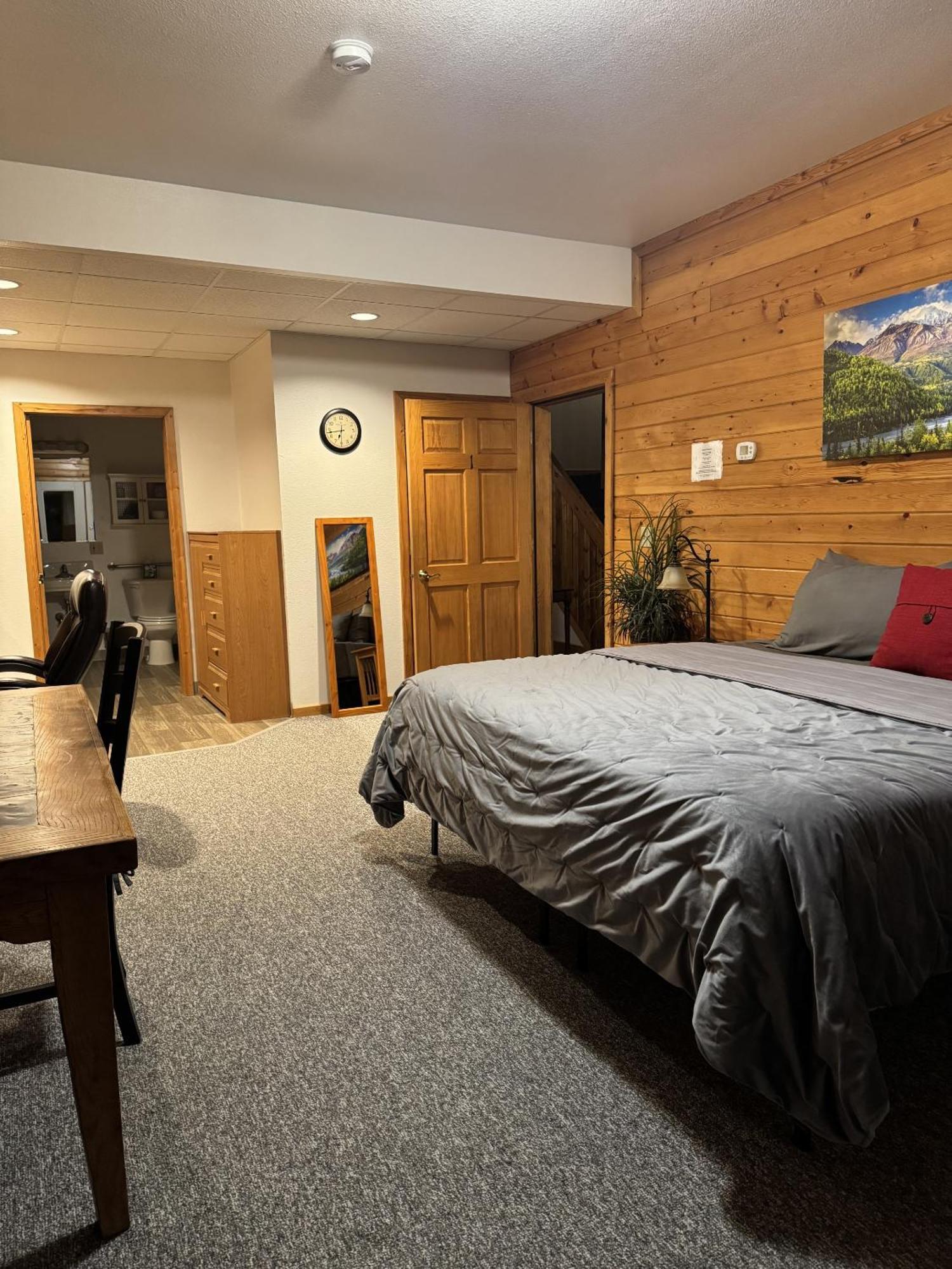 Susitna River Lodging, Suites ทัลคีทนา ภายนอก รูปภาพ